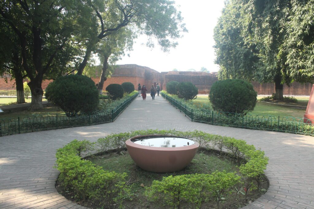 nalanda khandar's front view