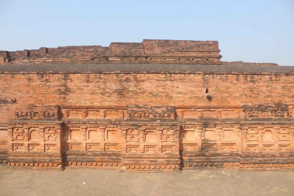 a stupa at nalanda khandar