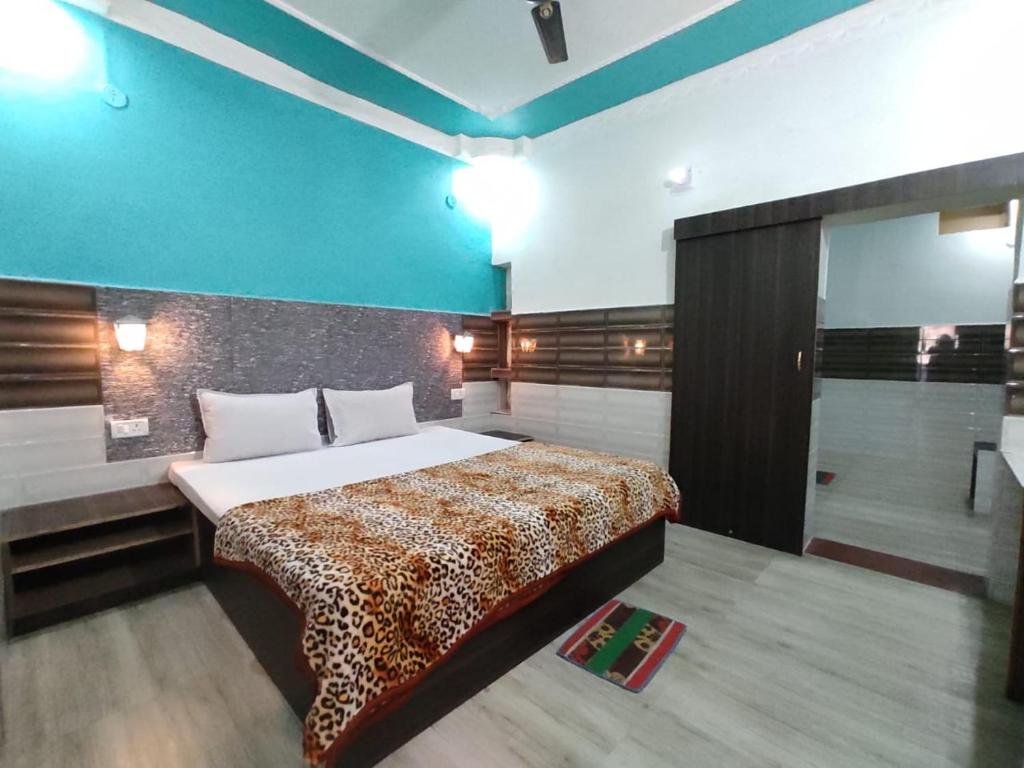 hotel vijay, rajgir