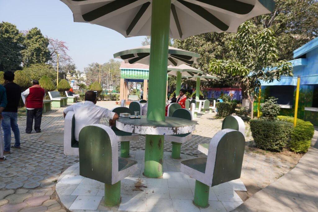 canteen side view in subhash park