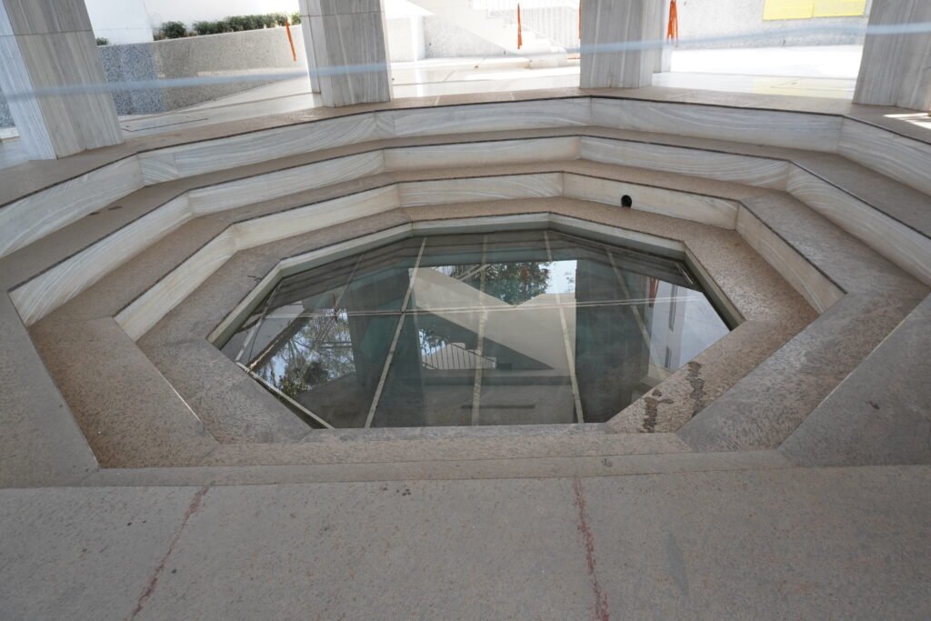 sheetal kund at rajgir gurudwara