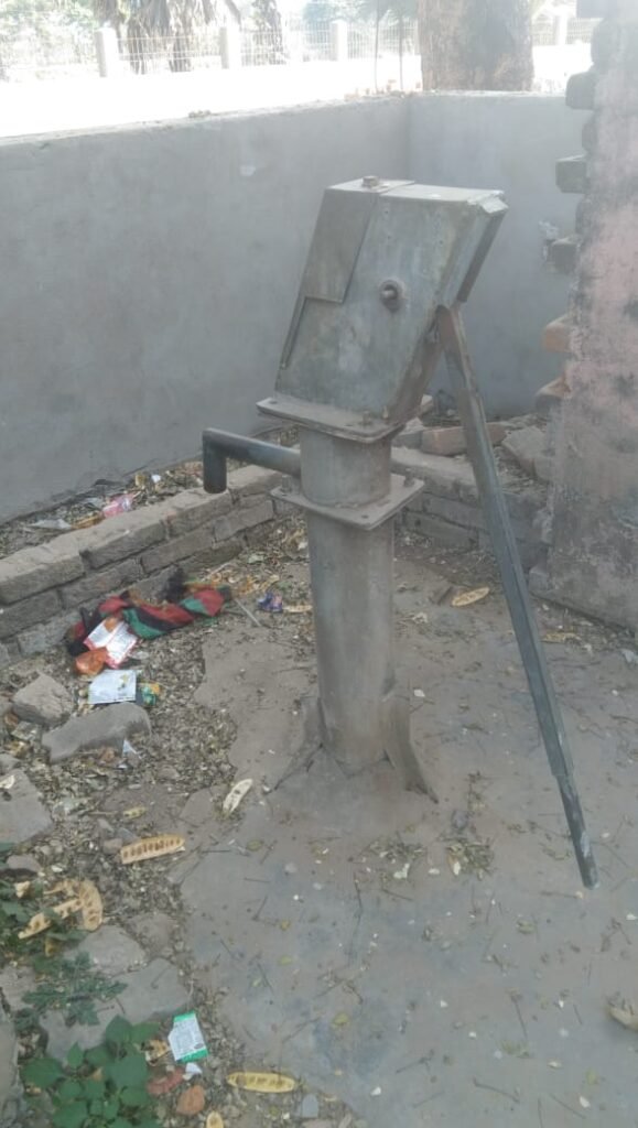 damaged handpump