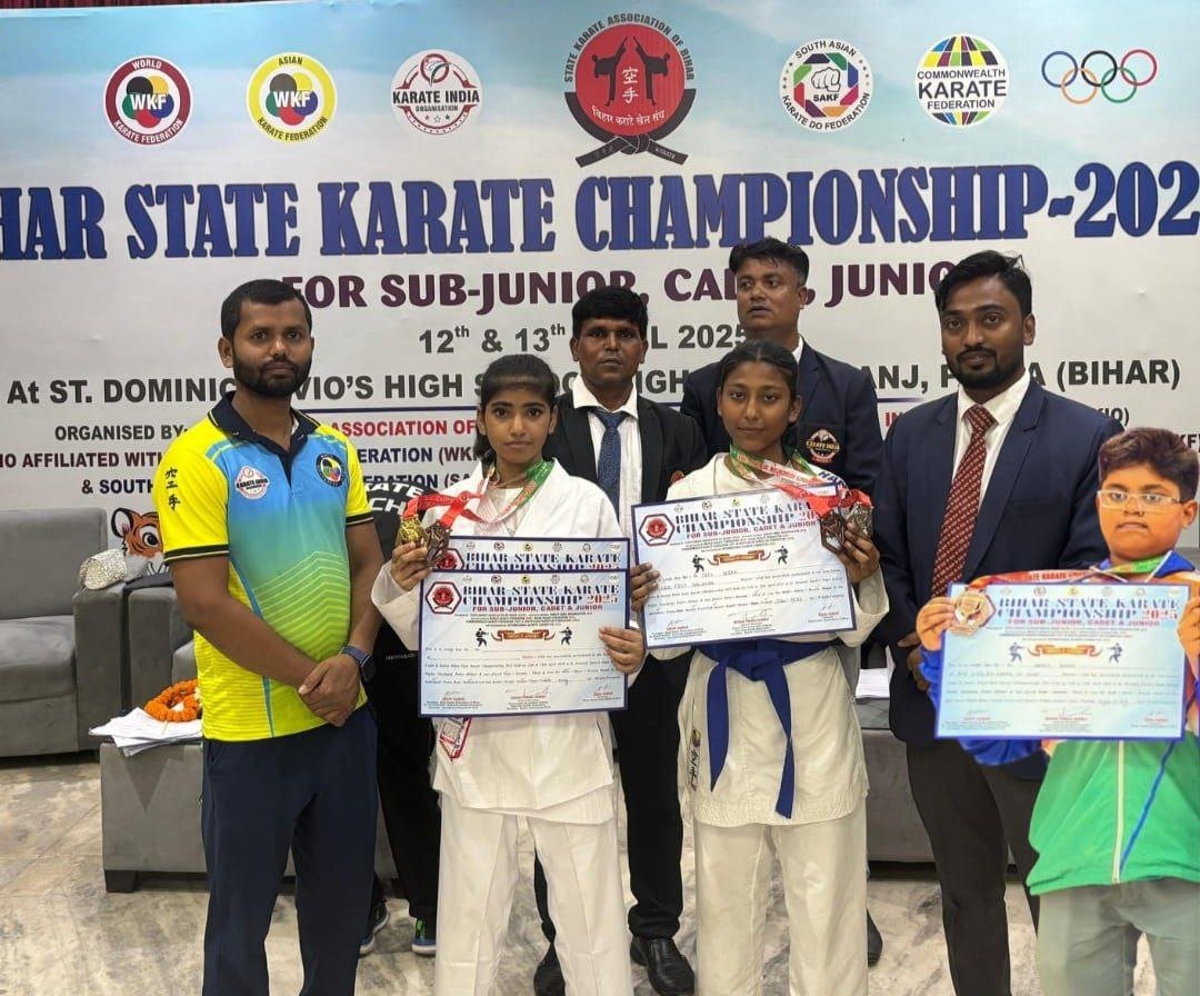 Players of daffodils school