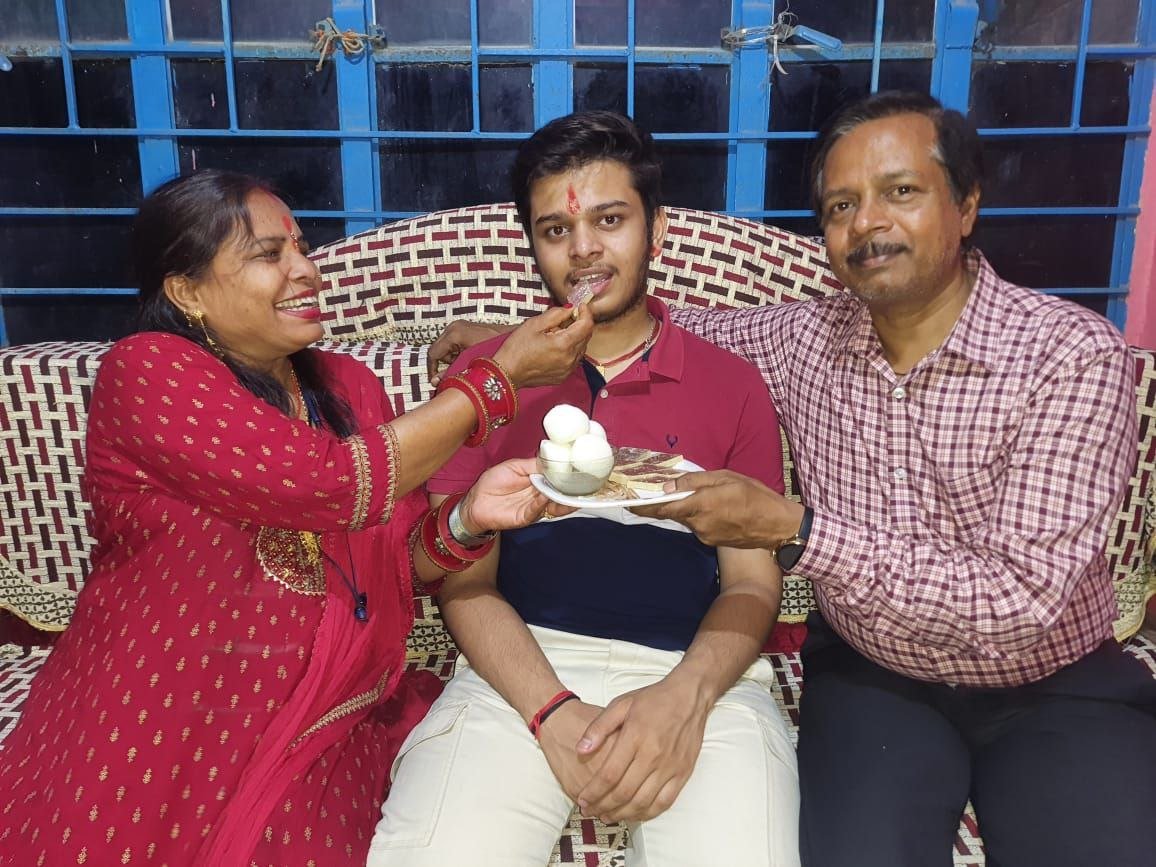 Adarsh ​​Bardhan scored 99.92 percentile in JEE Main 2025, preparing for JEE Advance