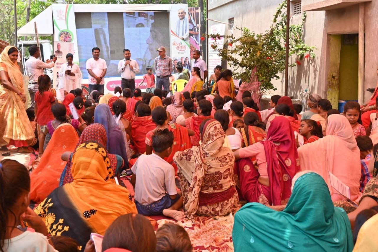 Ground level demands were raised in Mahila Samvad: Demand for pink bus, hospital, library and marriage hall was raised