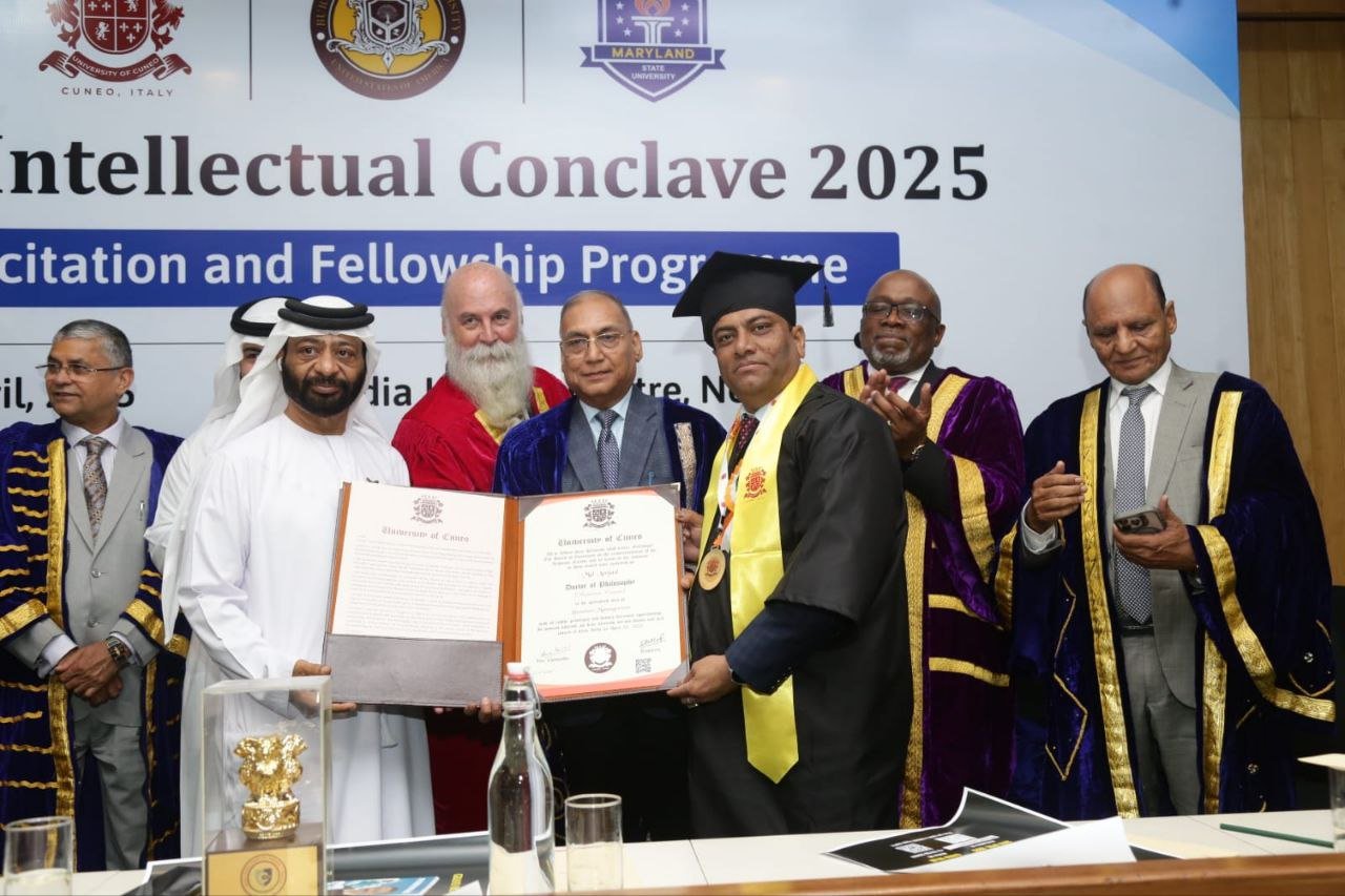 Dr. Mo. Amjad Siddiqui received honorary doctorate degree from Cuneo University of Italy