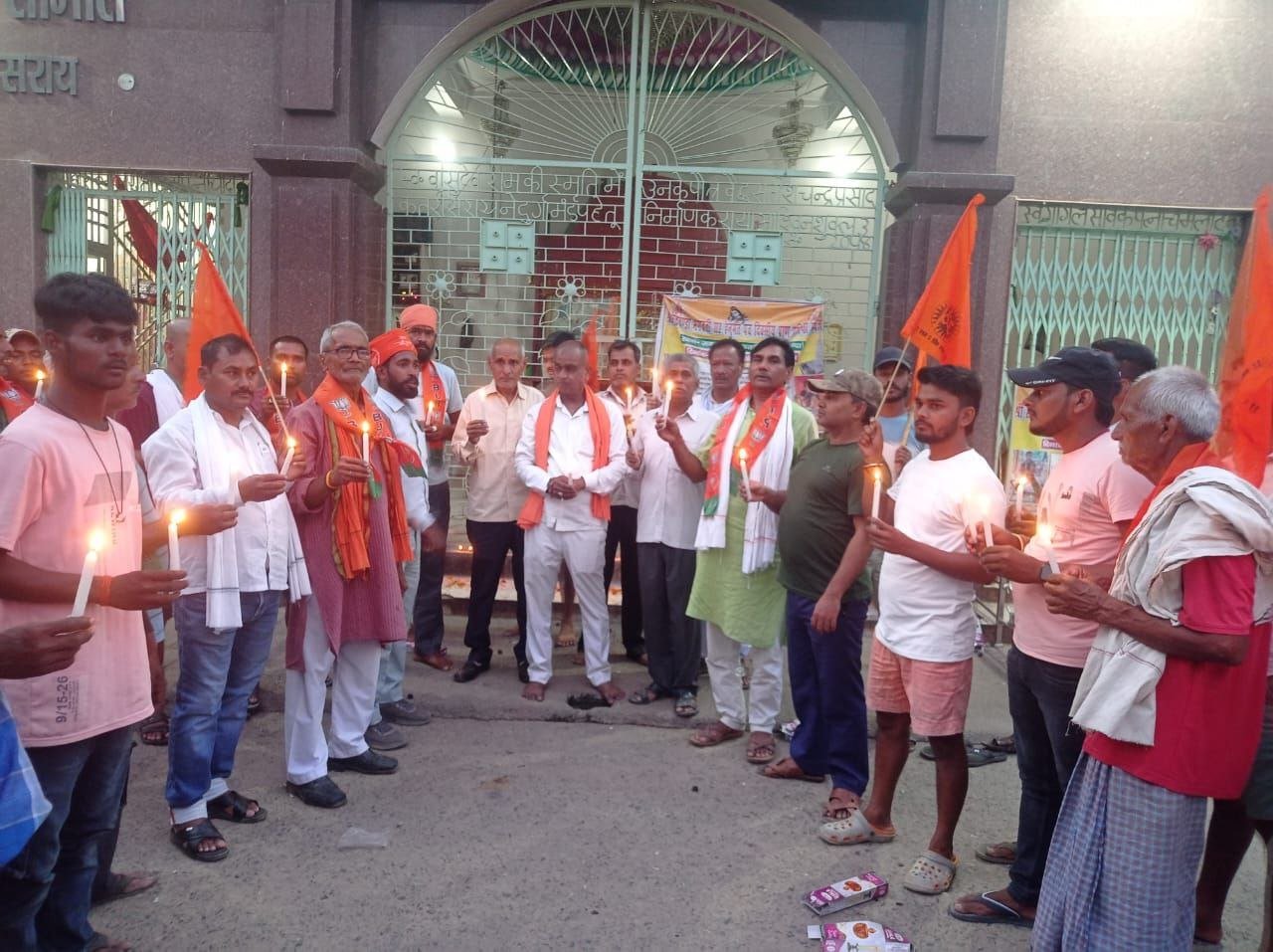 BJP and Bajrang Dal took out a candle march in protest against the murder of a tourist in Pahalgam