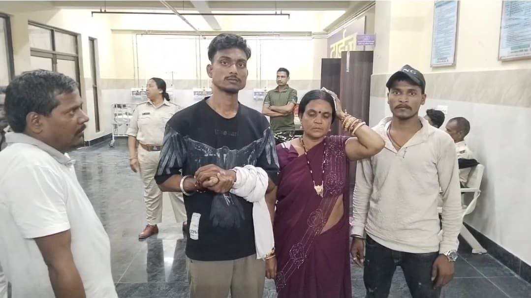 Passengers robbed in Danapur-Rajgir Passenger, attacked when they resisted; three injured