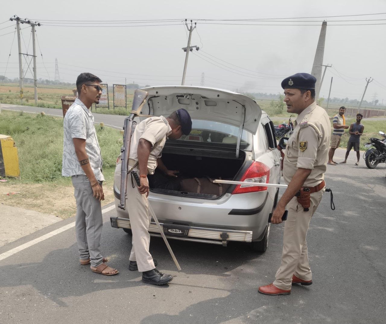 Gokhulpur police conducted intensive vehicle checking campaign, collected fines for rule violations