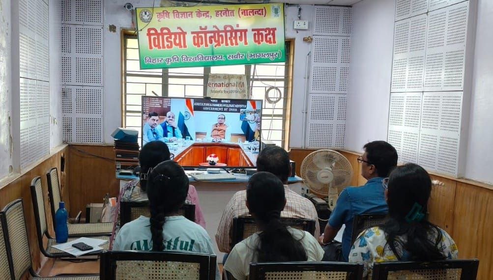 Union Agriculture Minister Shivraj Singh Chouhan lauds KVK's efforts, stresses on six-point strategy for farmers