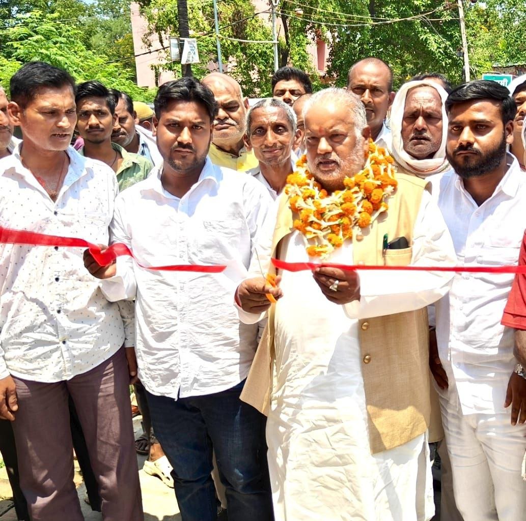 Andhana Panchayat got the gift of development, Minister Shravan Kumar laid the foundation stone and inaugurated schemes worth Rs 48 lakh