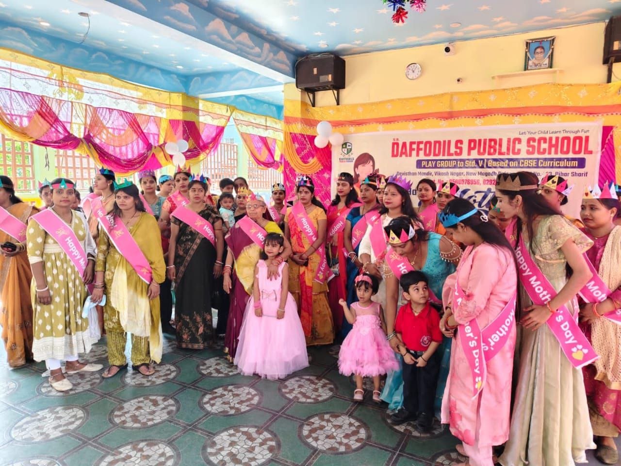 Colourful programme dedicated to mother, Mother's Day celebrated with great enthusiasm in Daffodil School