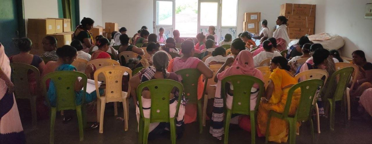 Meeting of health workers in referral hospital, discussion on survey due validation
