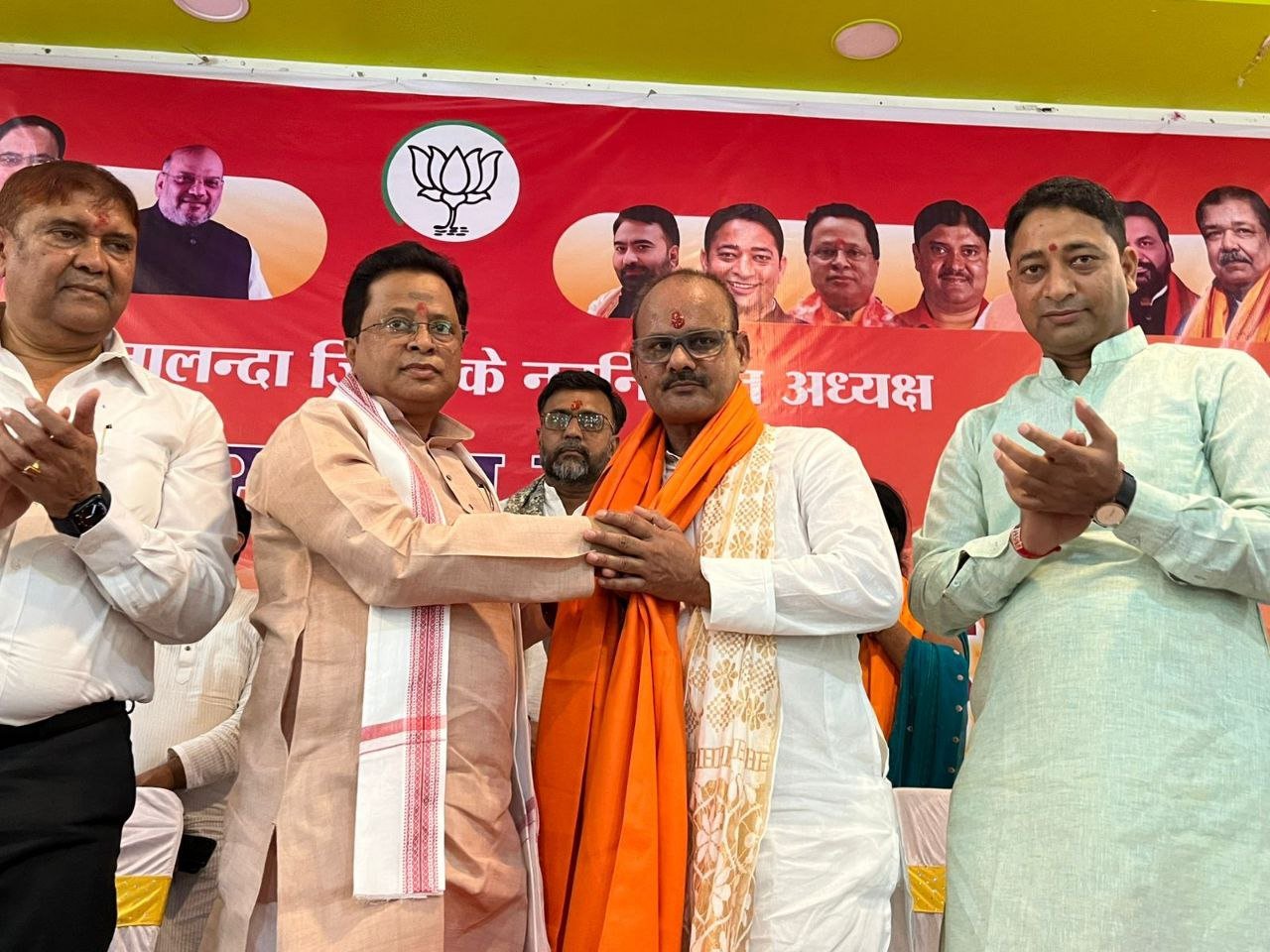 BJP's newly appointed district president Rajesh Kumar took charge, many senior leaders including the forest minister were present