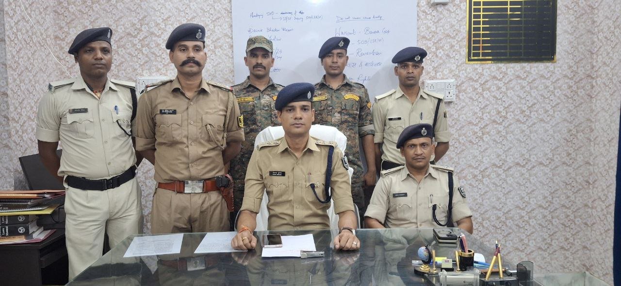 Frightened by the police raid, six criminals surrendered in the court