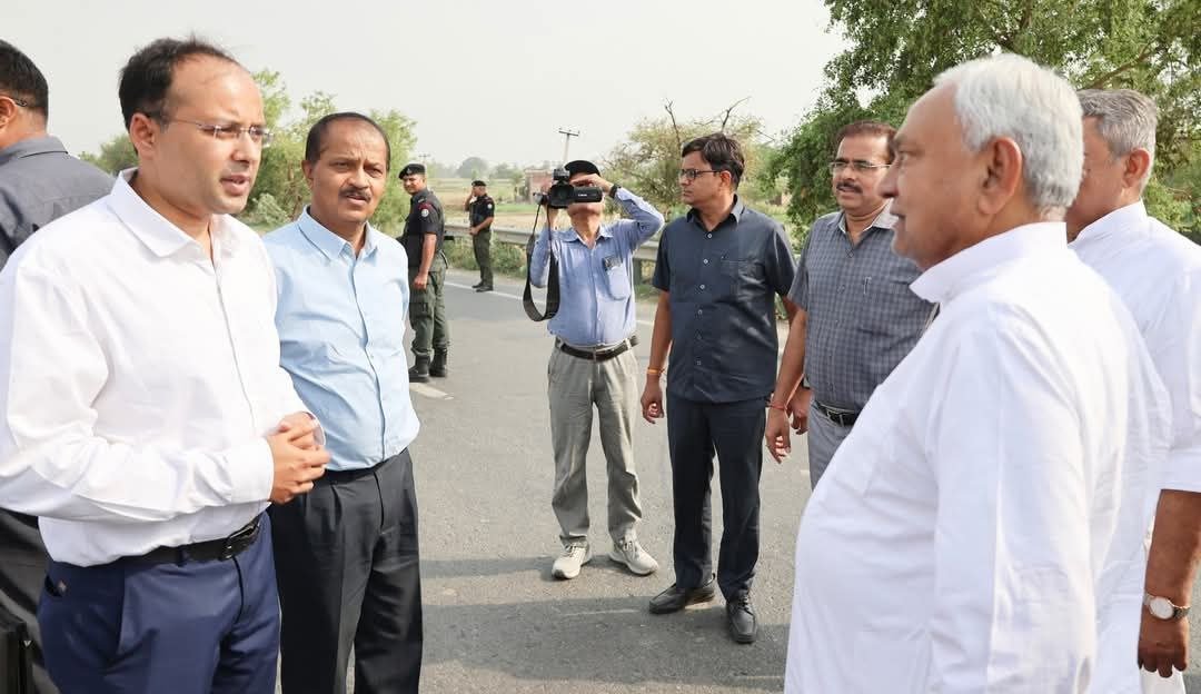 CM Nitish Kumar did a site inspection of Salepur-Narsanda-Telmar-Karauta Path and Buddha Circuit Four Lane Scheme