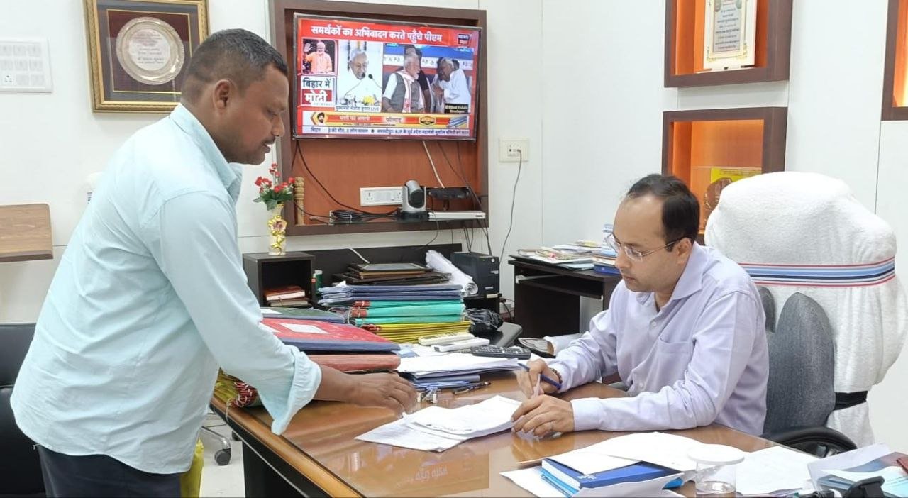 26 cases including land dispute, health center construction, maid restoration were resolved in Janta Darbar