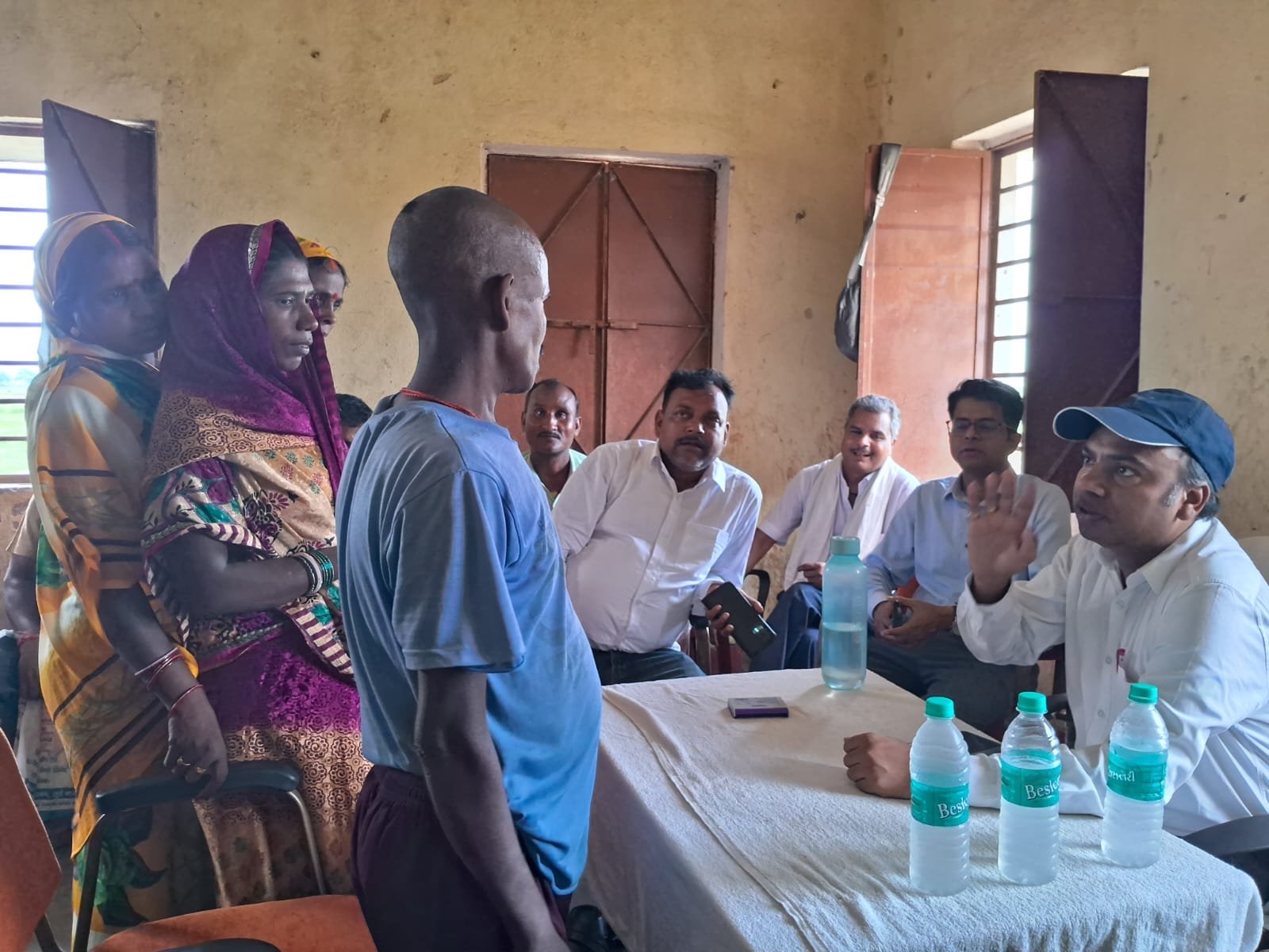 Special development camp organized in Mahadalit Tola, people deprived of government schemes got benefit