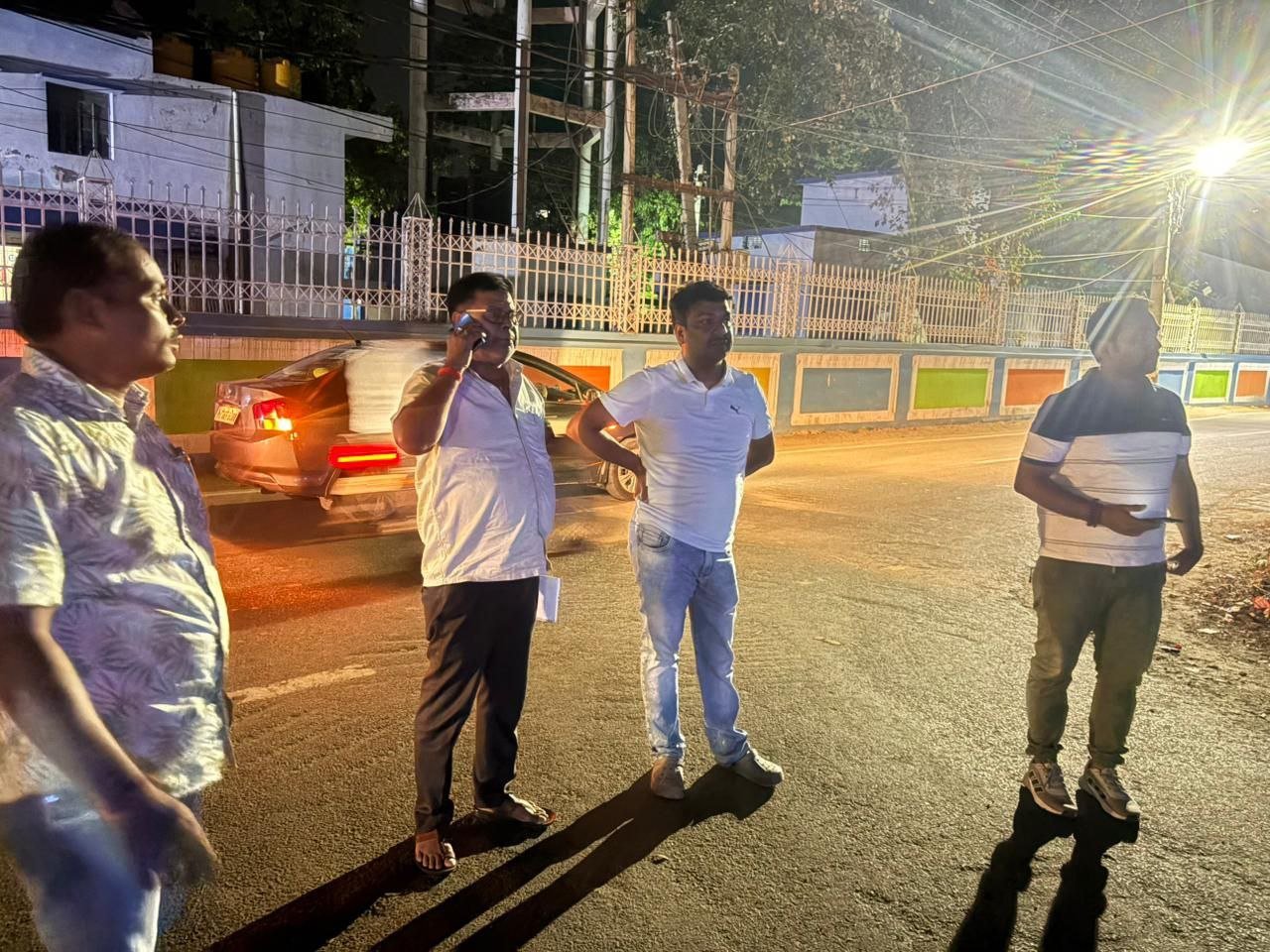 Municipal Commissioner did a surprise inspection of street lights and night cleaning works