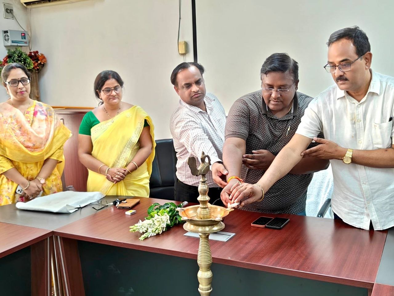 "If you want to save the soil, reduce the use of chemical fertilizers" — Dr. Randhir Kumar