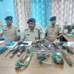 Mini gun factory busted in Chiksaura market, huge quantity of weapons and equipment recovered