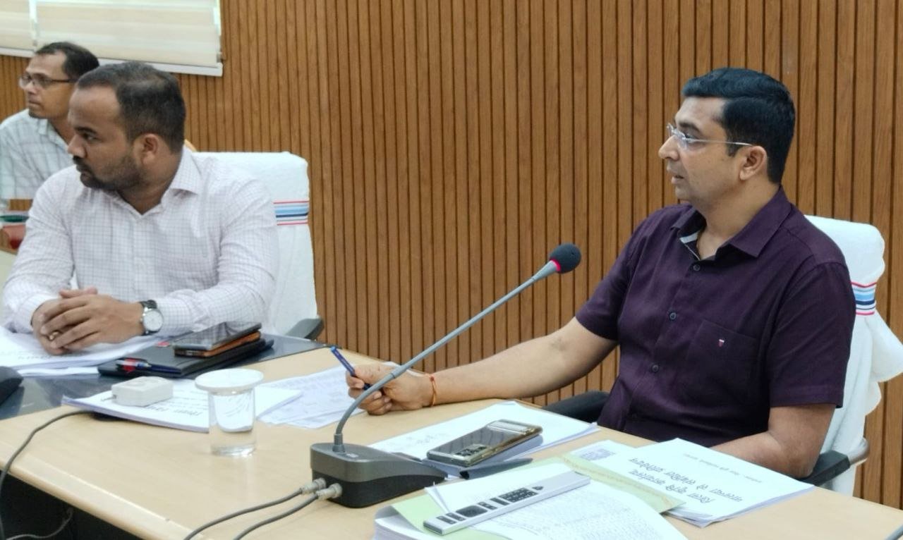 Nalanda DM strict about tap water scheme, issued helpline number and list of repair team