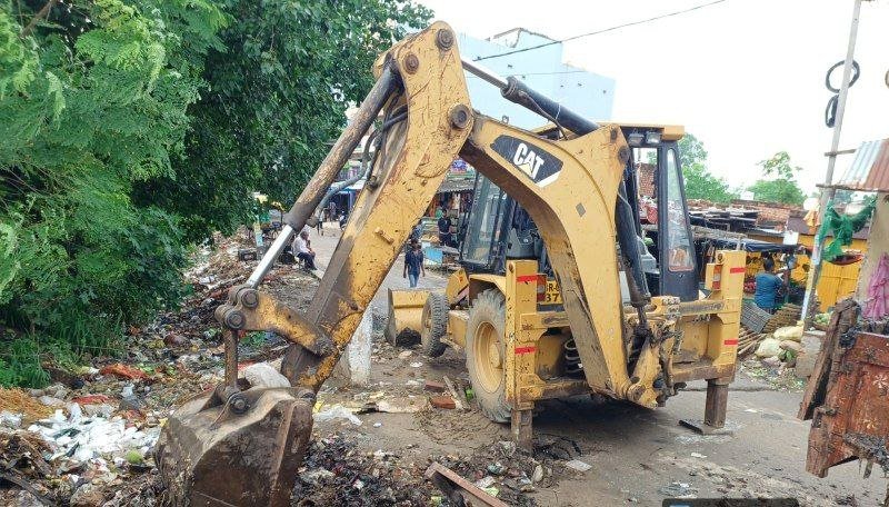 ""Drainage work started in Goraiya Sthan, NH-82 project team inspected"