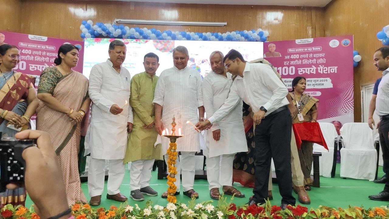 Nitish Kumar increased pension, now ₹1100 will be given every month, DBT payment of ₹42 crore to 3.8 lakh pensioners of Nalanda