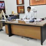 District Magistrate Kundan Kumar heard public grievances, many cases were resolved on the spot