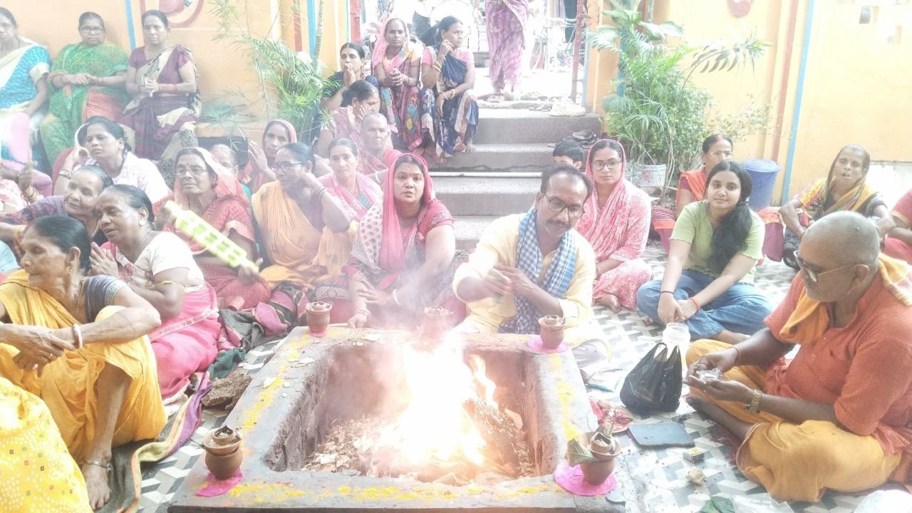 Ashadhi Patharu Bali Puja was performed with devotion and tradition in Khandakpar, it became an example of unity of the locality