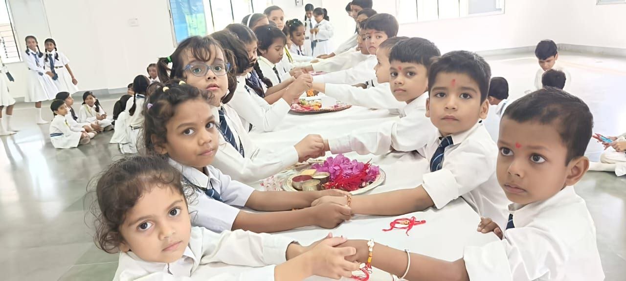 Rakshabandhan was celebrated in Giriak schools by tying Rakhi and doing craft activities