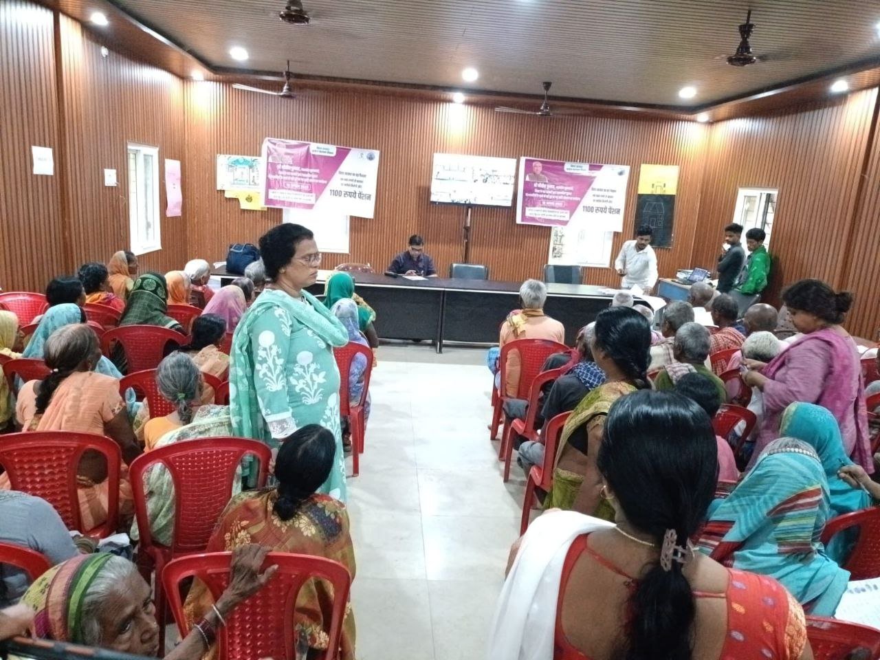 Pension of old people, disabled and widows increased in Islampur, beneficiaries expressed gratitude to the Chief Minister