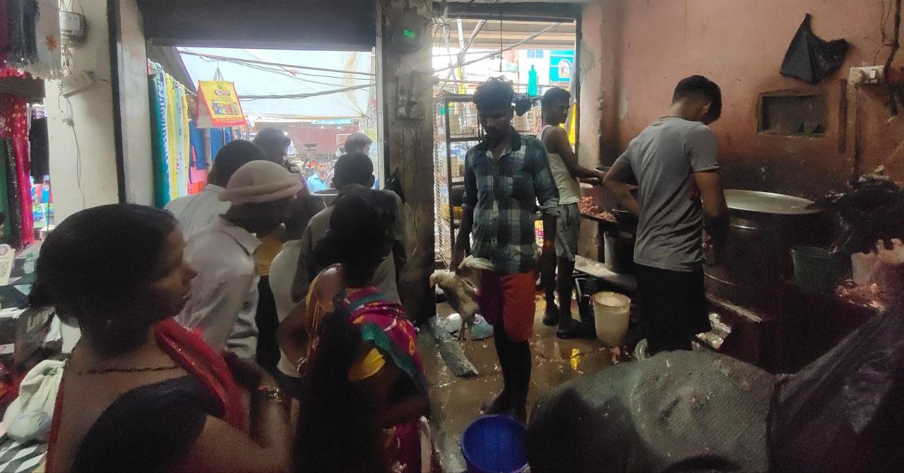 As soon as Saavan ended, crowd gathered at non-veg shops