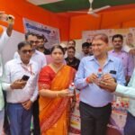 “Amrit Kaal Mahotsav: Postal department set up counters for schemes, people took advantage”