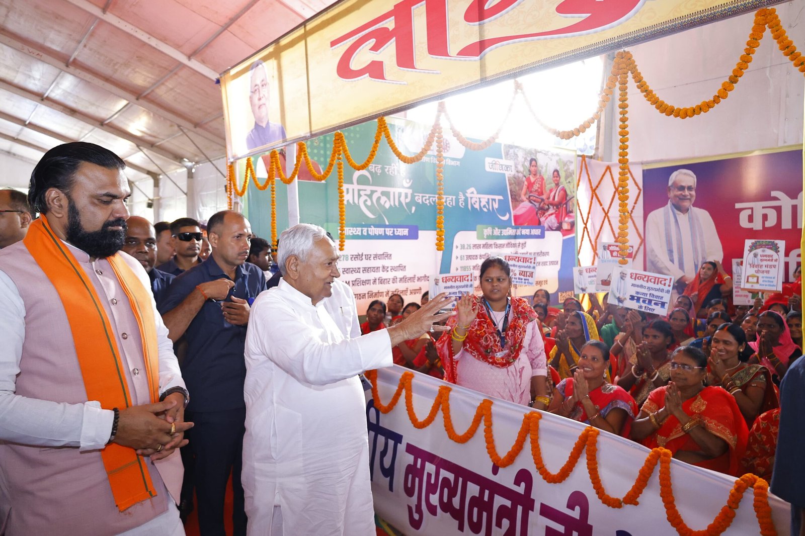 Chief Minister gave a gift of Rs 1242 crore to Nalanda, inaugurated and laid the foundation stone of 48 development schemes.