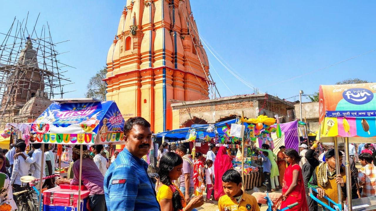 Shivratri fair draws huge crowds, raises questions over lack of facilities
