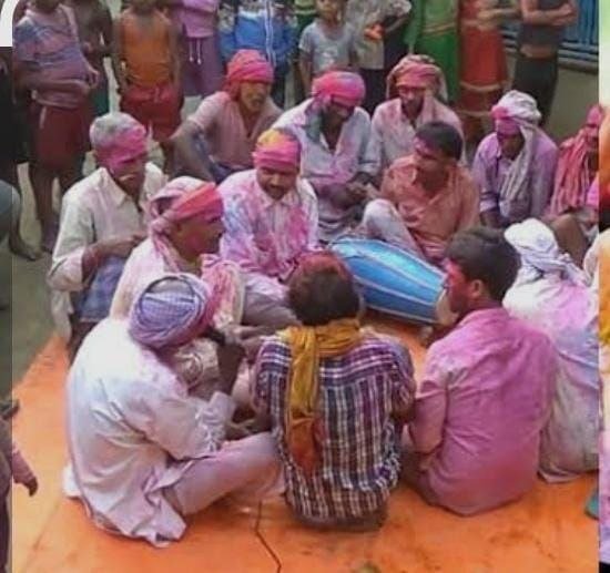 Traditional Holi of Katarisara: The village Chaupal used to resonate with Phag songs.