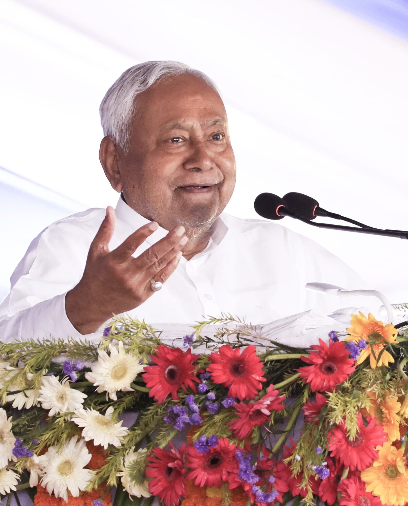 Nitish's 'timing game': Bihar's coronation stuck between power, constitution and auspicious time: Chandan Chaurasia