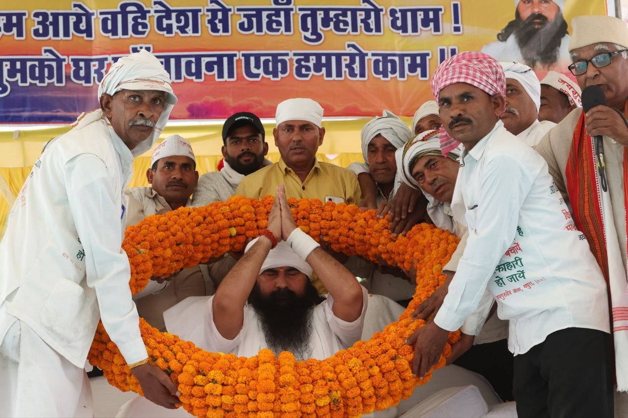 Sant Pankaj Ji Maharaj delivered the message of vegetarianism at the Sagarpur Satsang.