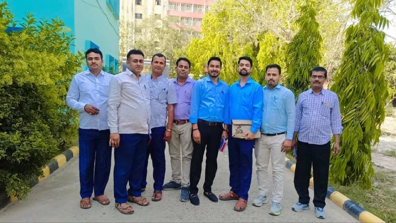 Teachers of classes 3 to 5 learn the tricks of teaching language and mathematics.