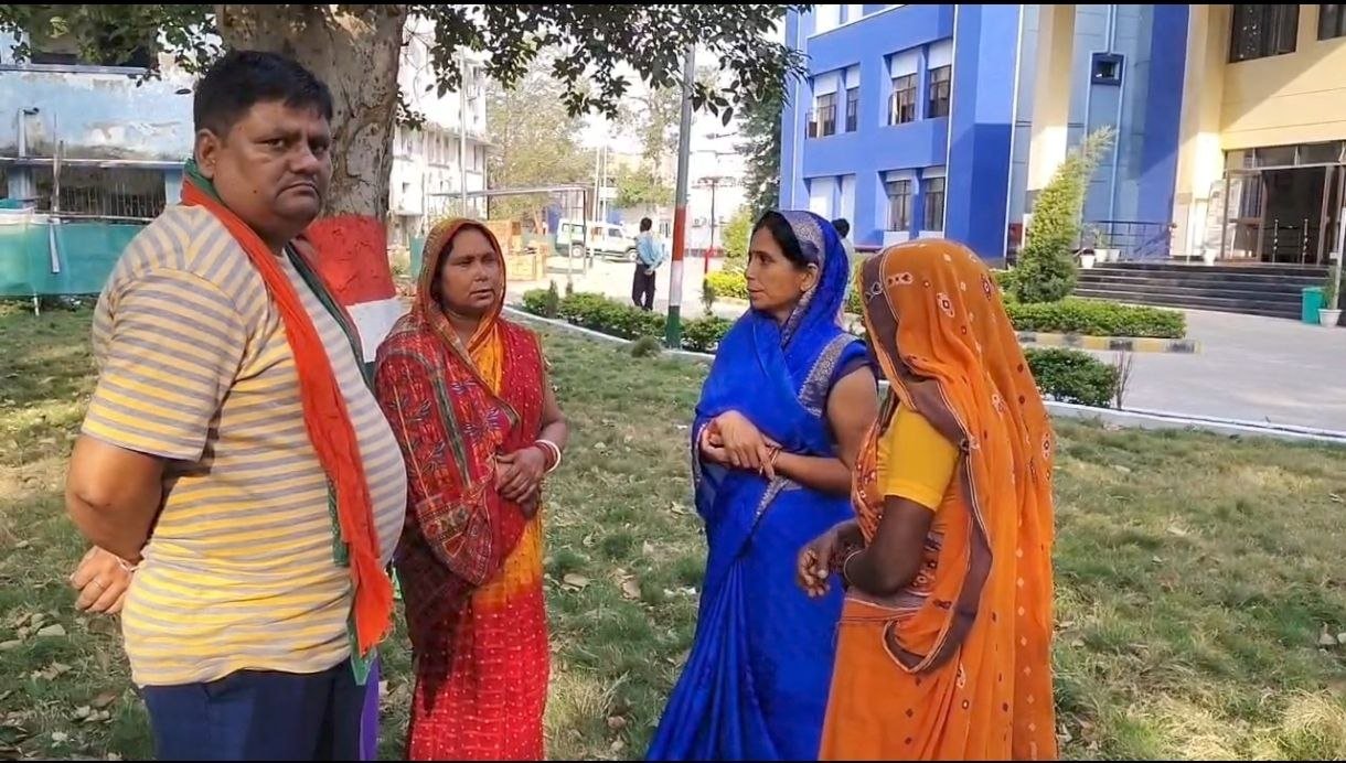 In Parasi village, an erratic husband beats his wife to death, then spreads a rumor.