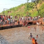Despite the revised fees, crowds of tourists flocked to Kakolat; nearly seven thousand visitors arrived in a single day.