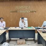 DM warned officials on public grievance redressal, restoration and development plans