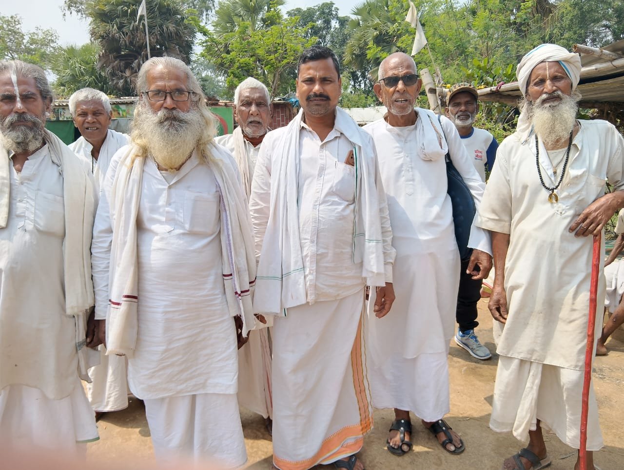 A grand Purushottam month festival is organised in Rajgir, where devotion, satsang and Kabir's words will resonate for a month.