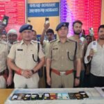 Islampur police achieve major success in Operation Muskaan, recover 37 lost mobile phones and return them to the people.