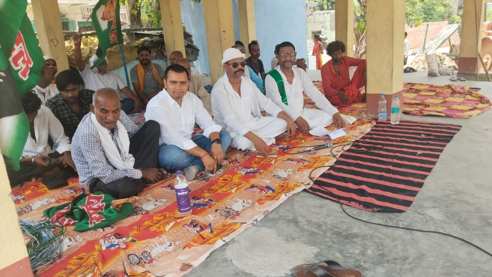 RJD protests against inflation, unemployment, and crime in Harnaut.