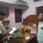 Orgy of thieves in Harnaut: Theft of more than 10 lakh rupees from two closed houses, miscreants fled with gold and silver jewelry and laptops