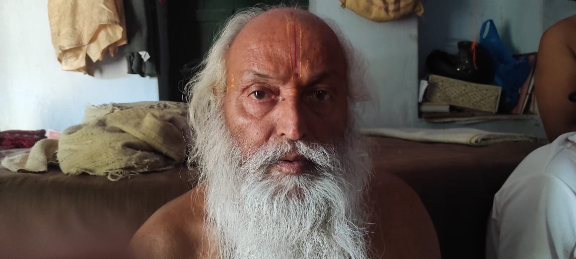 New controversy in Jhunkiya Baba Temple double murder case: Mahant raises serious questions on police investigation, demands fair inquiry