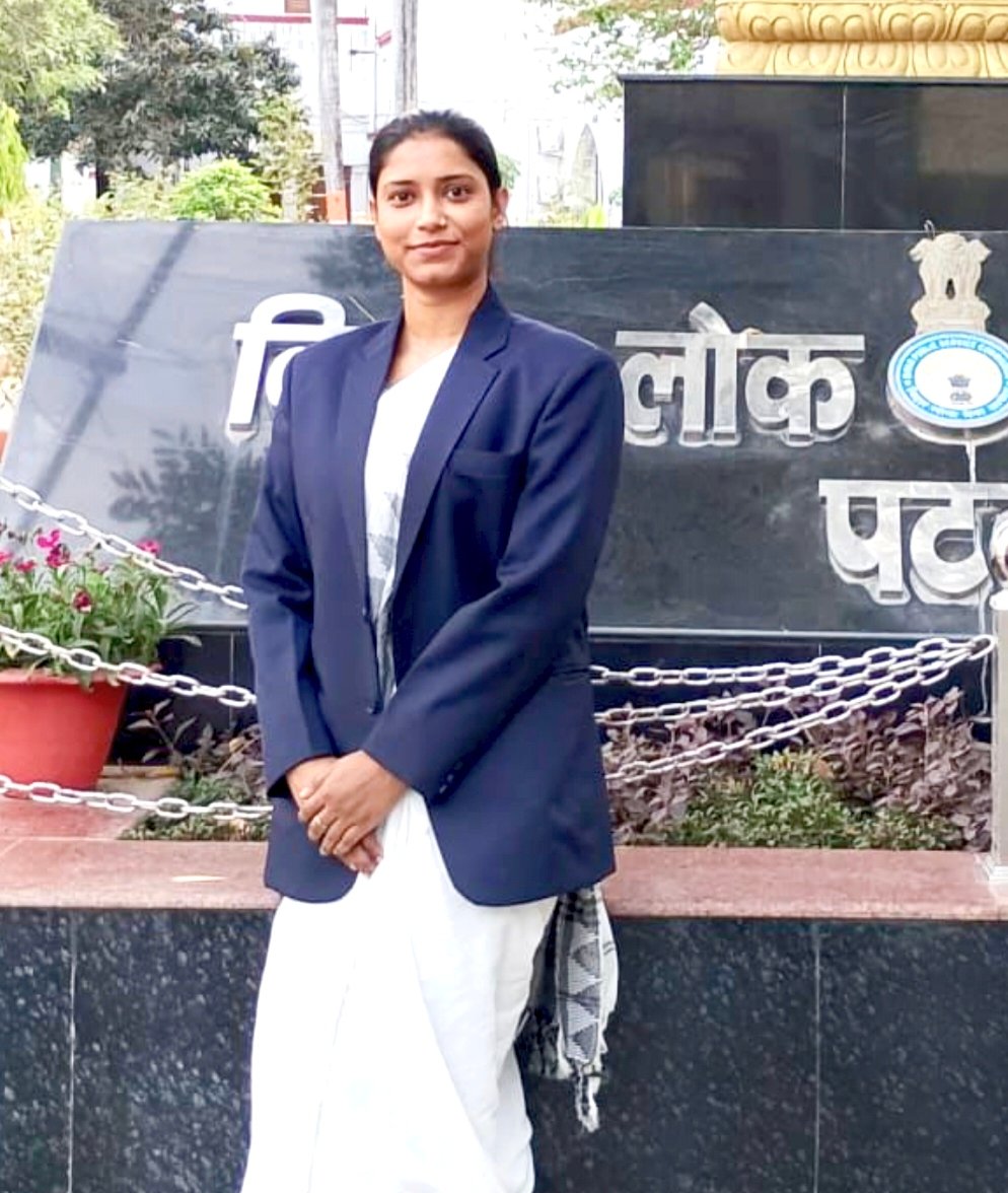 Ratanpura's daughter-in-law Jyoti Kumari created history by becoming the Block SC-ST Welfare Officer in BPSC.