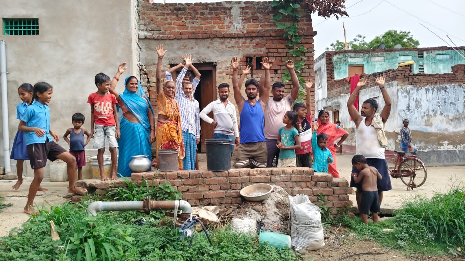 Tap-water scheme fails in Birampur; hundreds of residents across 80 households are in distress due to a drinking water crisis.